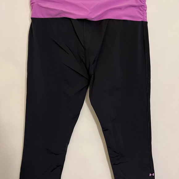 Under Armor heat gear compression capri leggings size medium - Picture 2 of 6